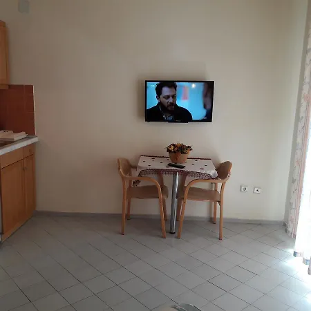 Ξενοδοχείο με διαμερίσματα Avlu 4