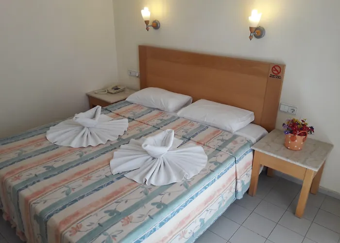 Avlu 4 Apartahotel 4*