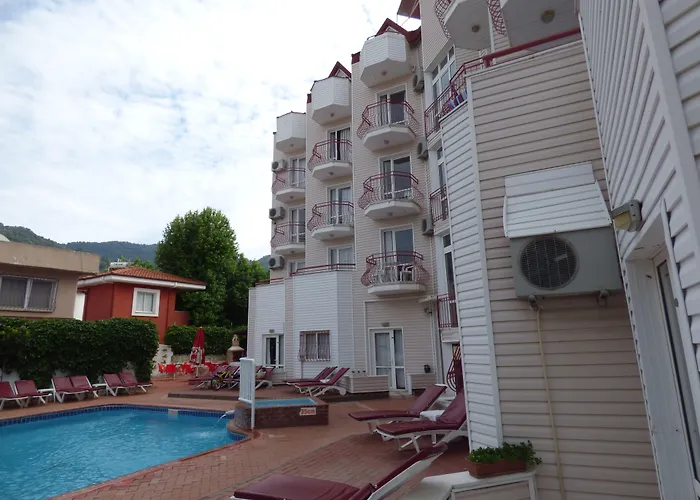 Apartahotel Avlu 4